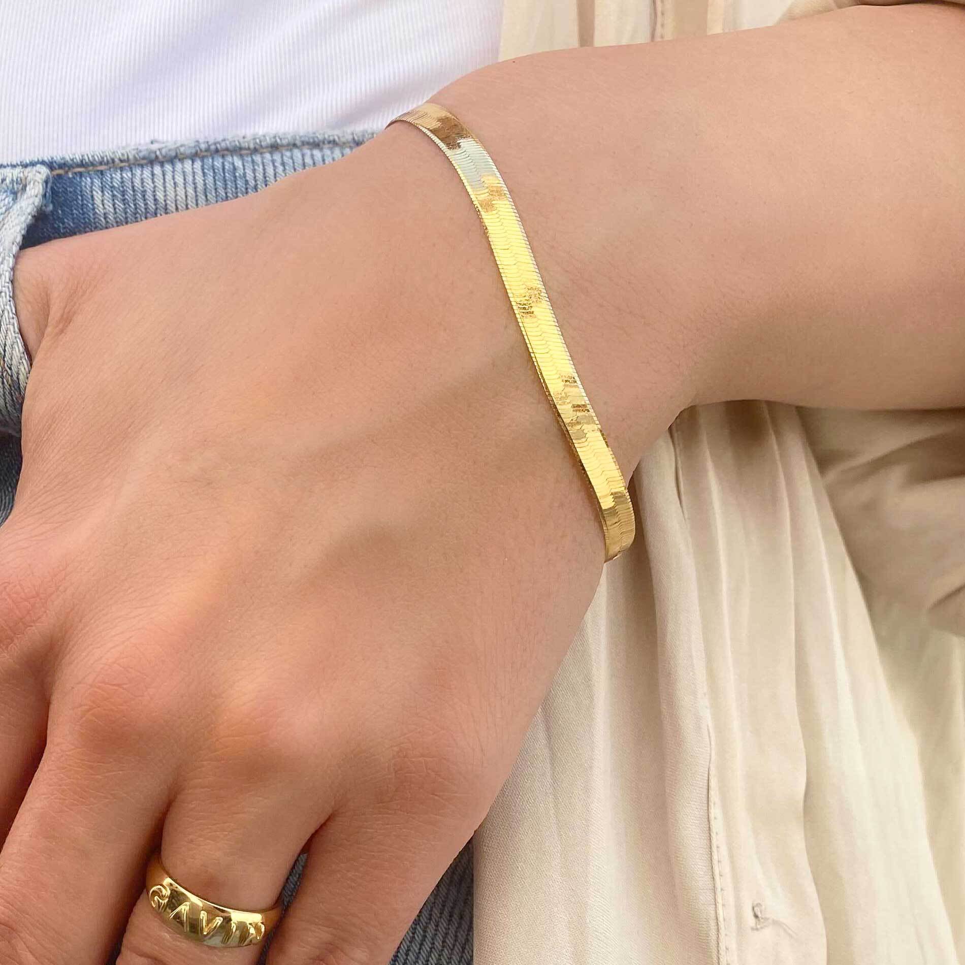 14K Gold Grand Herringbone Bracelet 5mm - Image 5