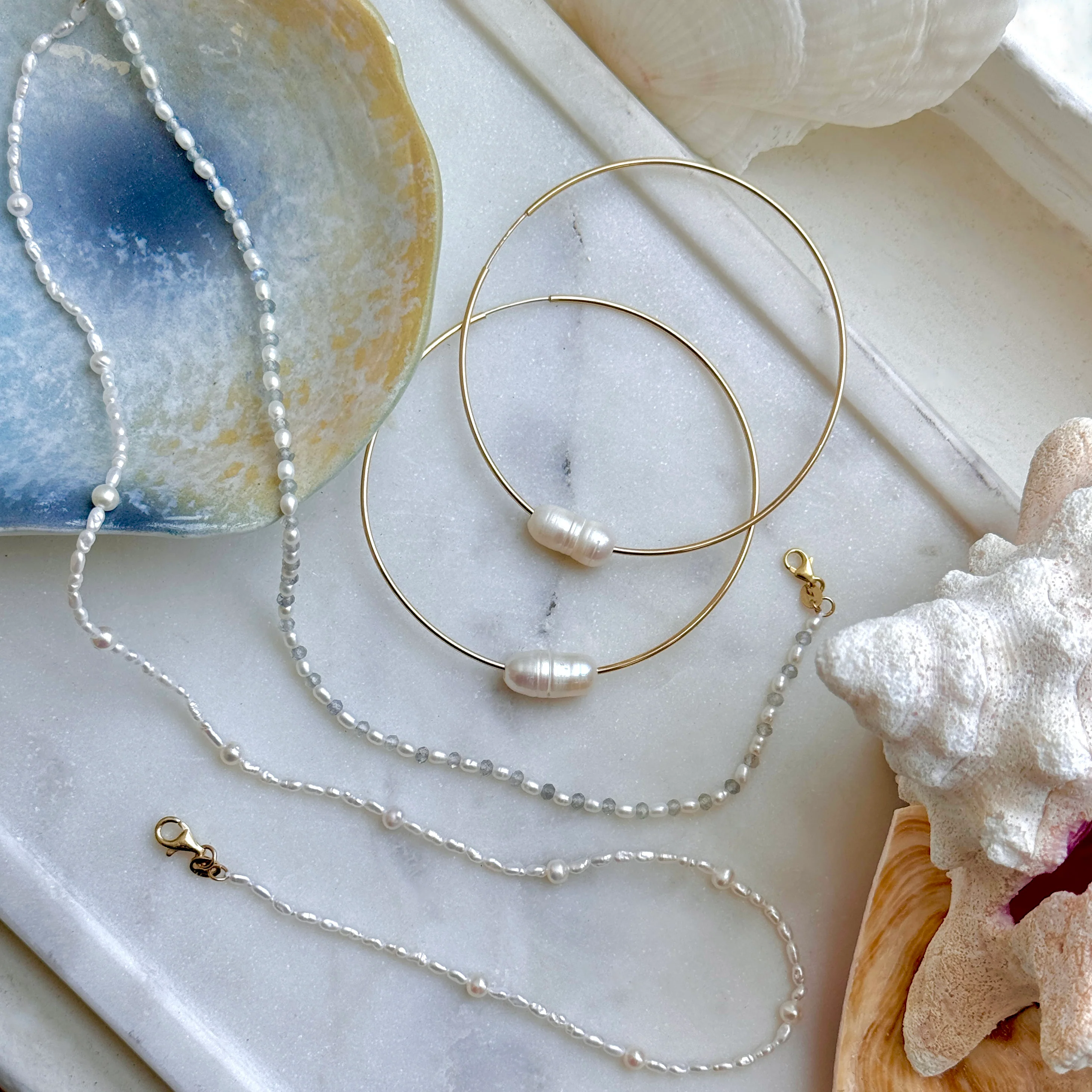 Pearl Accent Endless Hoop Earrings - Image 4