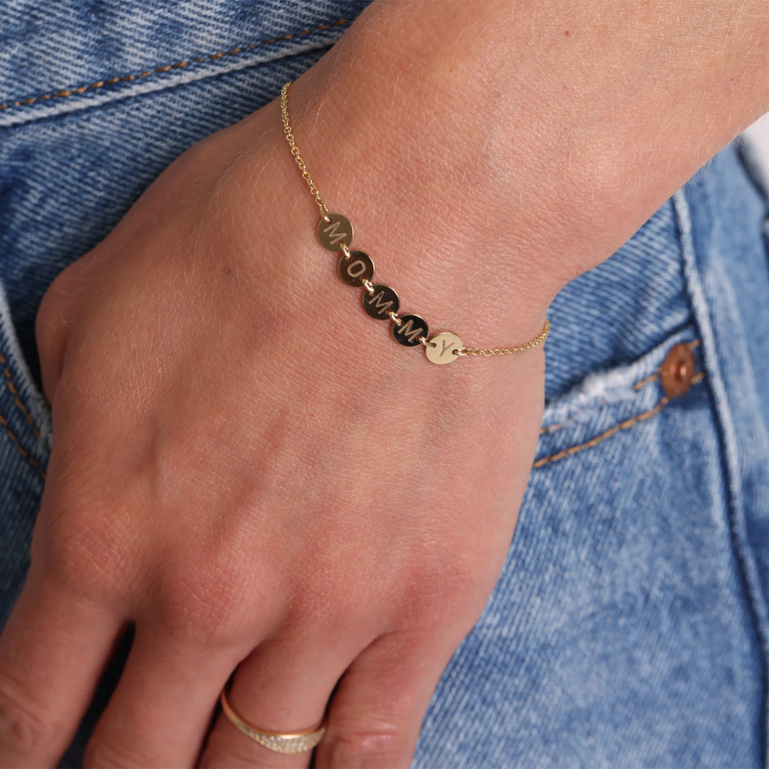 Round Bubble Name Bracelet - Image 4